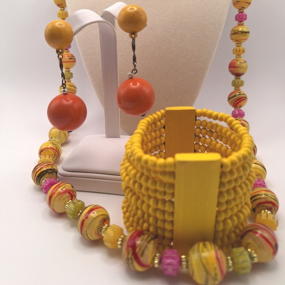 Vintage beaded set necklace bracelet earrings orange yellow CHUNKY RETRO